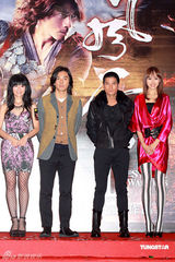 幻灯：《风云2》香港首映 贡米同场未见霆锋表遗憾