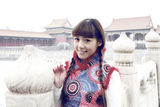 组图：陈怡故宫留倩影 严寒中流金璀璨