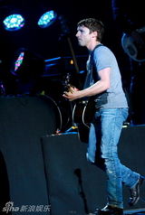 组图：詹姆斯-布朗特北京演唱会