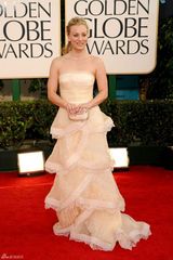 高清图：凯莉-库柯(卡蕾-措科)裸色礼服大晒美背杀菲林