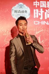 组图：吴樾获奖谢替身演员 孙悟空让自己保持年轻