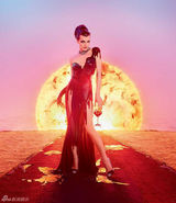 组图：生化女郎米拉-乔沃维奇拍摄限量版玄幻年历