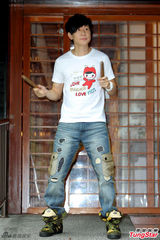 组图：林俊杰筹备个唱忙健身 观摩S.H.E演唱会