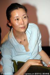 组图：赵薇助阵李樯新书发布 被指人红体胖