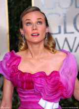 高清组图：戴安-克鲁格紫色礼服亮相红地毯