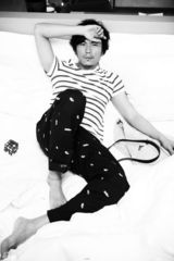 组图：秦昊全新写真彰显熟男魅力