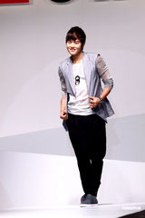 高清组图：俊英同俊台北走秀 帅气可爱表现专业