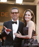 高清组图：《生命之树》首映 朱莉皮特亮相秀恩爱