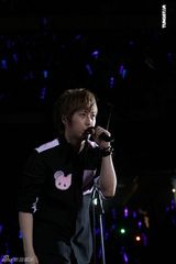 组图：五月天鸟巢开唱十万歌迷共创奇迹