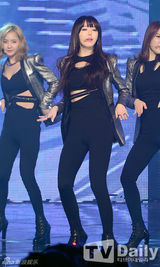 组图：李玟雨佳仁热舞《冠军秀》 B.A.P夺冠