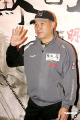 幻灯：《苏乞儿》香港首映 醉拳街舞表演向八爷致敬