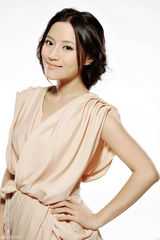 组图：蔡蝶最新写真淡雅清新 婉约气质尽显东方美 