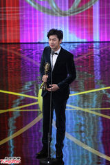 组图：《我可能》金钟称雄 林依晨陈柏霖荣膺帝后