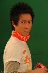 高清图：韩庚成亚运志愿者代言人 花絮照曝光