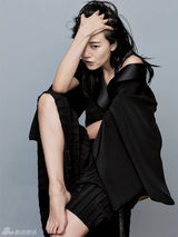 组图：高圆圆封面大片 裸妆演绎素色性感