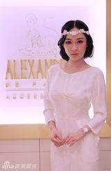 组图：霍思燕晶透宛若仙子 背后暗藏“美人心计”