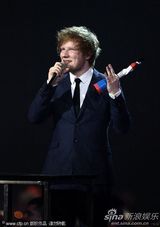 组图：全英音乐奖 艾德-希兰获英国最佳男歌手