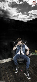 组图：王栎鑫写真变身牛仔痞客帅气可爱