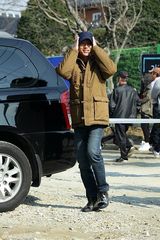 组图：Superjunior利特入伍 队友含泪送行