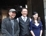 组图：李幼斌史兰芽夫妇《假面》全家福曝光