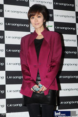 组图：张娜拉郑柔美等出席首尔时装周李向锋展