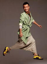 组图：文章演绎新潮复古混搭 显80后男人自由不羁