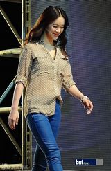 组图：少女时代Sunny等出演《以一敌百》比拼智力