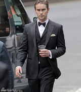 组图：《绯闻女孩》最终季片场 俊男靓女齐聚