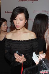 组图：张静初任贤齐等优雅亮相品牌活动