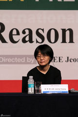 高清图：宋慧乔携《今天》亮相 谈与王家卫合作感受