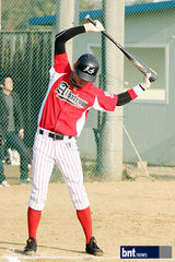 组图：金昌烈吴智昊等韩国众星参加棒球大赛