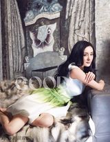 组图：杨幂新写真挑战轻熟女 优雅清新妩媚迷人