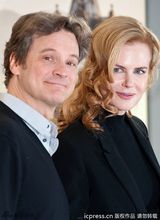 组图：妮可-基德曼伦敦亮相 衣着休闲优雅随性