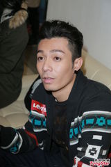 组图：肖像惨被当出租男友 周柏豪笑言太便宜