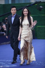 高清组图：群星华服亮相北京电影节蓝毯