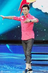 组图：吴樾过招郭德纲  学京剧变对口相声