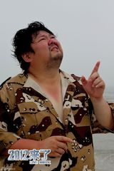 组图：台湾艺人戎祥凌晨猝死 昔日图片盘点