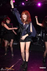 组图：歌姬A-Lin大解放LIVE音乐会 秀美腿跳热舞