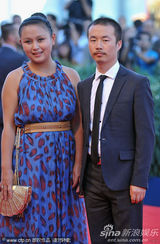 组图：69届威尼斯闭幕式红毯 女星争艳