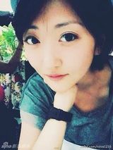 组图：李云迪女友旧爱长相相似 华真田霏分不清