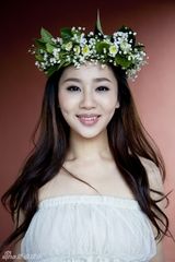 组图：童星杨紫【演员】时尚大片演绎最美半熟少女