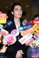 组图：萧敬腾盼两嫌主动投案 不愿假设幕后黑手