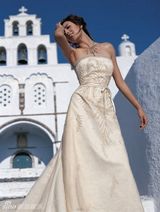 幻灯图：周伟童浪漫婚纱性感写真 委婉大气显唯美