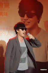 组图：萧煌奇出道10年开唱 预告大秀舞技