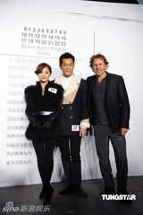 组图：阿Sa(蔡卓妍)古天乐现身北京 观赏时装发布会