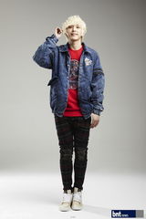 组图：韩男团B.A.P拍写真展阳光帅气青春活力