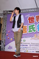 组图：胡夏获称“公益王子” 25日台北开唱