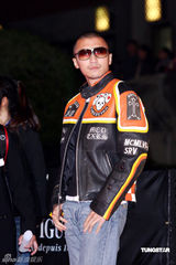 高清组图：《十月围城》台北首映 陈可辛全家走红毯