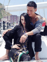 组图：顾又铭时尚大片气场十足儒雅气质