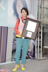 组图：刘若英自导自演电影短片